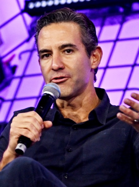 Portrait of David Vélez