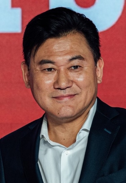Portrait of Hiroshi Mikitani